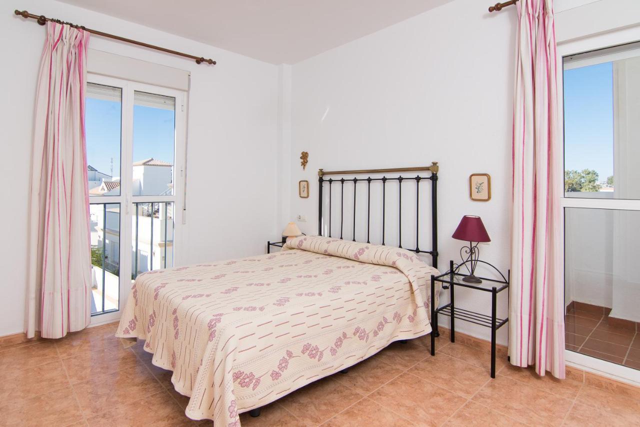 Apartamento Las Torres Conil De La Frontera Exterior foto