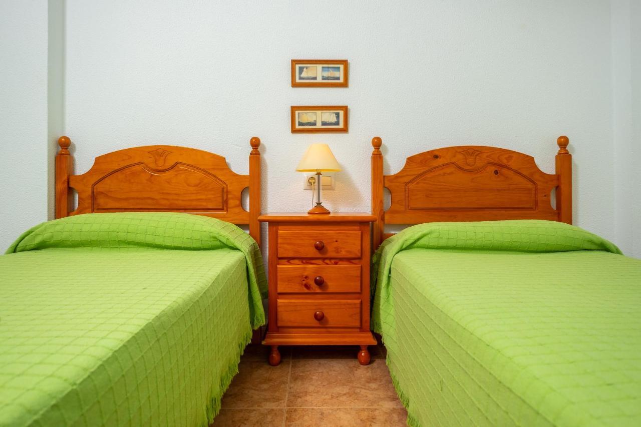 Apartamento Las Torres Conil De La Frontera Exterior foto